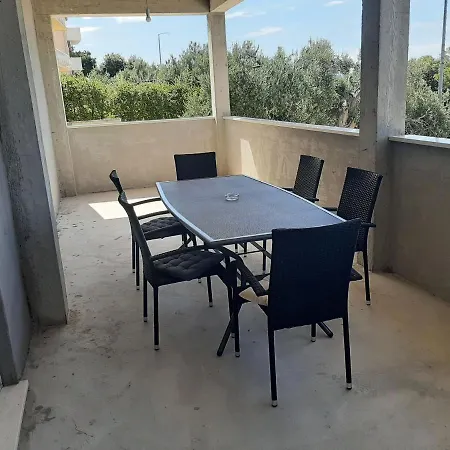 Jozo Apartamento *