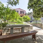 Διαμέρισμα Jozo *