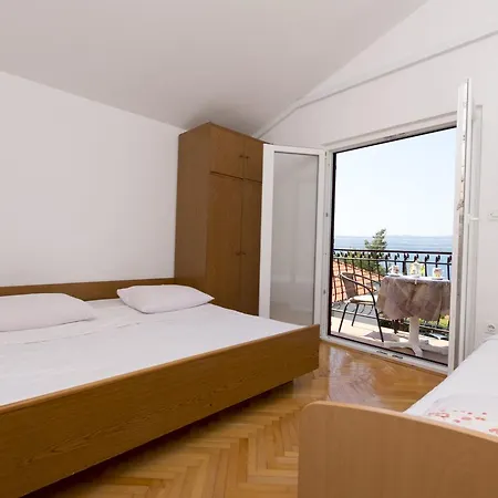 Jozo Apartment