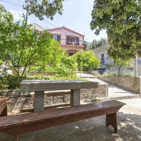 Apartment Jozo *
